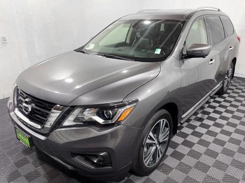 2019 Nissan Pathfinder Platinum