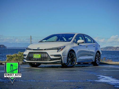 2024 Toyota Corolla Hybrid SE