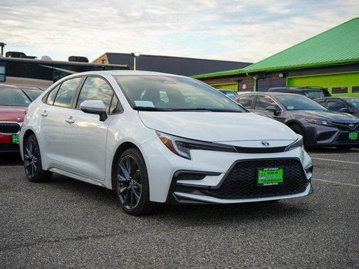2024 Toyota Corolla Hybrid SE