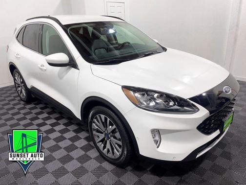 2021 Ford Escape Titanium