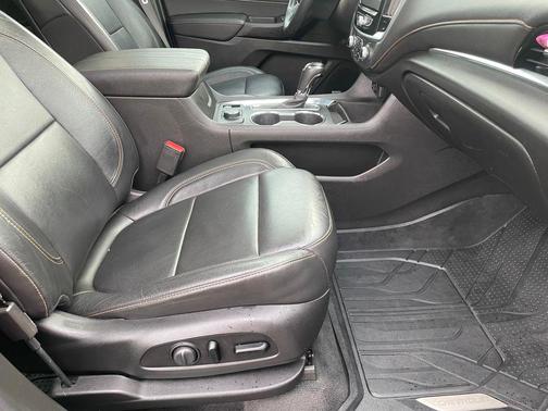 2020 Chevrolet Traverse RS