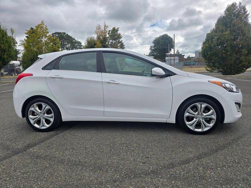Monaco White 2013 Hyundai Elantra GT Base
