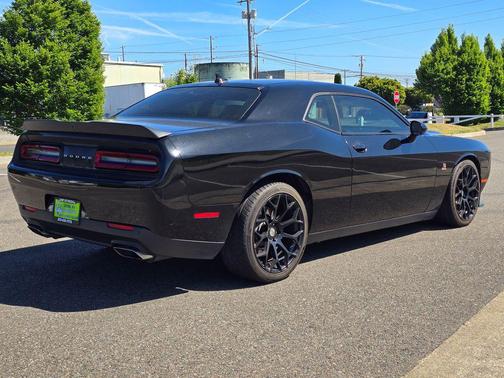 Pitch Black Clearcoat 2015 Dodge Challenger R/T Scat Pack