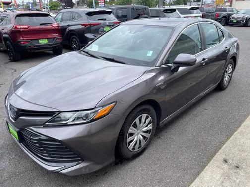 2020 Toyota Camry LE