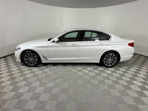 2020 BMW 530 i