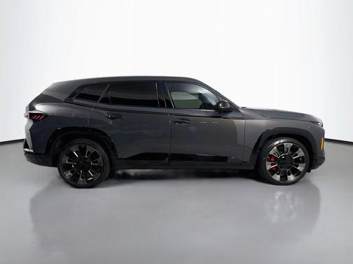 Dravit Gray Metallic 2024 BMW XM Base