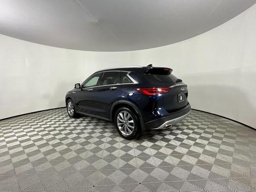 2022 INFINITI QX50 Luxe