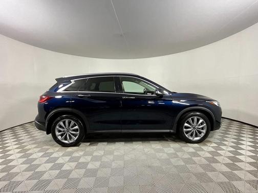 2022 INFINITI QX50 Luxe
