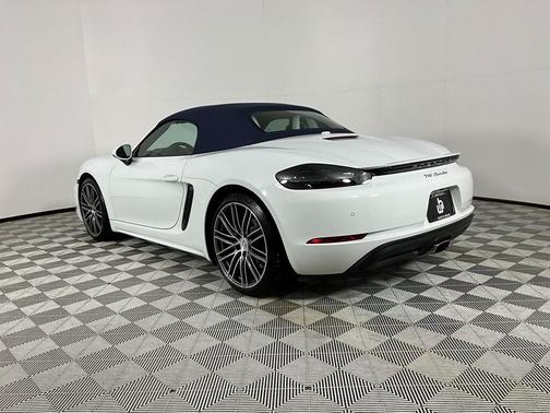 2024 Porsche 718 Boxster 