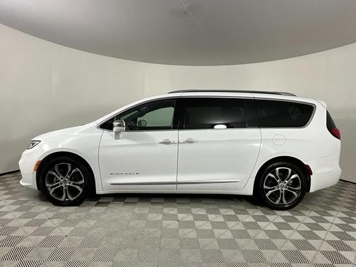 2022 Chrysler Pacifica Pinnacle