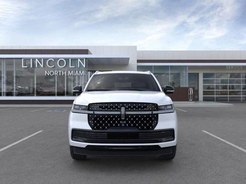2025 Lincoln Navigator Black Label