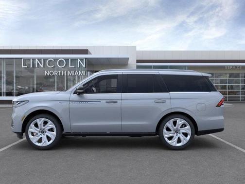 2025 Lincoln Navigator Reserve