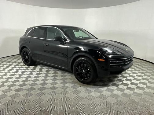 2024 Porsche Cayenne Base