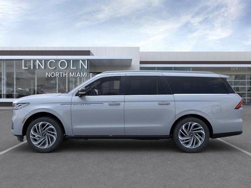 2025 Lincoln Navigator L Reserve