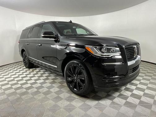 Black Metallic 2022 Lincoln Navigator L Reserve