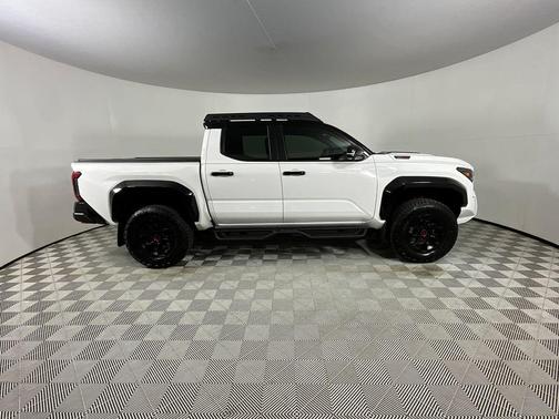 Ice 2025 Toyota Tacoma Hybrid TRD PRO