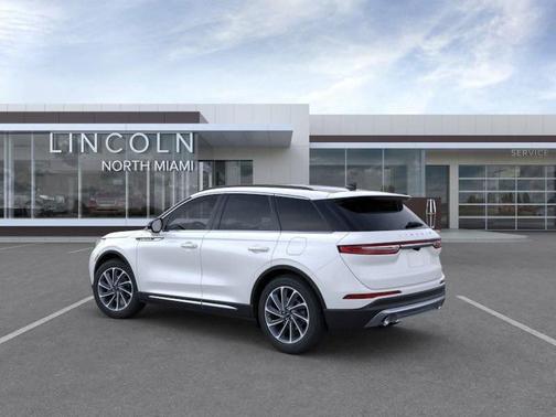 2025 Lincoln Corsair Premiere
