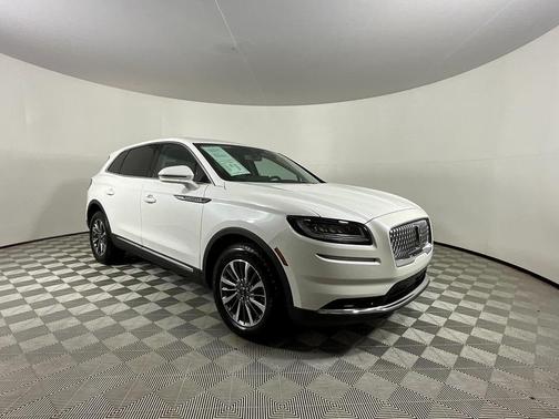 2023 Lincoln Nautilus Standard