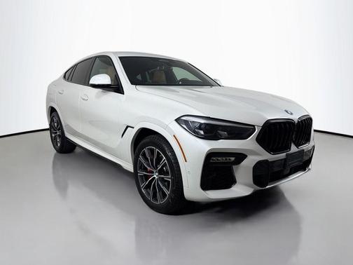 Mineral White Metallic 2021 BMW X6 xDrive40i