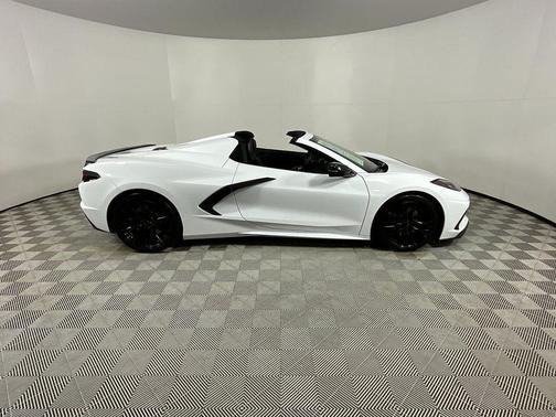 2023 Chevrolet Corvette Stingray w/1LT