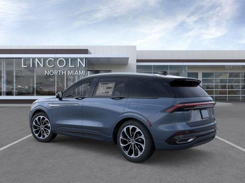 2025 Lincoln Nautilus Reserve