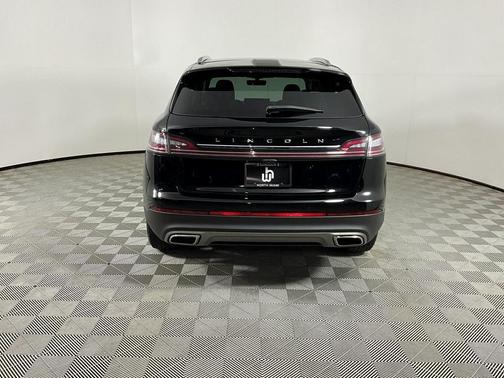 2022 Lincoln Nautilus Standard