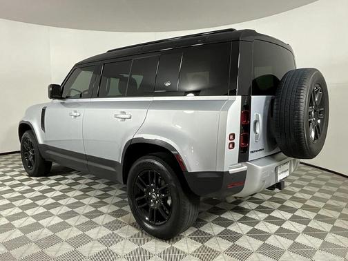 2024 Land Rover Defender P300