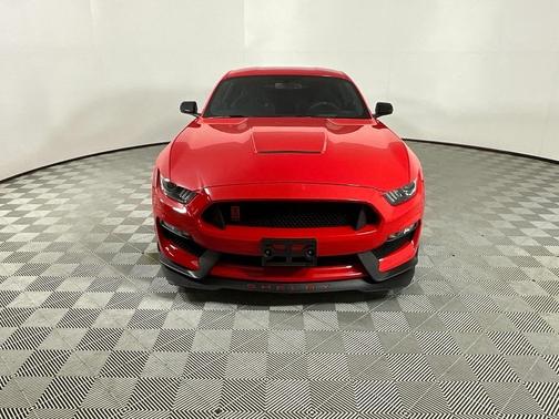 2017 Ford Shelby GT350 Base