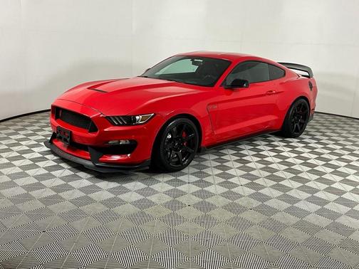 2017 Ford Shelby GT350 Base