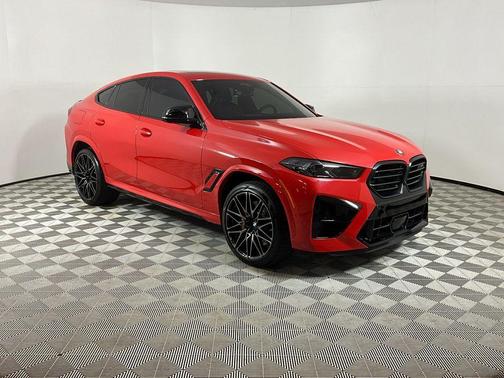 Toronto Red Metallic 2025 BMW X6 M Base