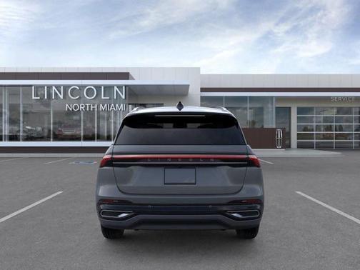 2025 Lincoln Nautilus Reserve