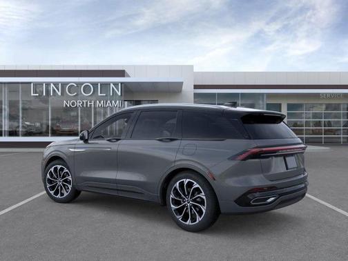 2025 Lincoln Nautilus Reserve