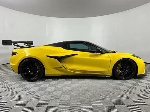 2025 Chevrolet Corvette Z06