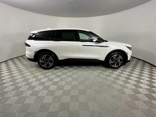 2024 Lincoln Nautilus Premiere