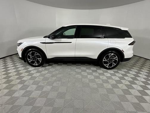 2024 Lincoln Nautilus Premiere