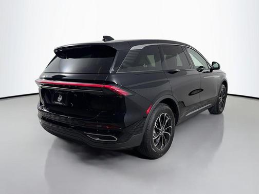 Black Metallic 2026 Lincoln Nautilus Premiere