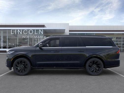 2025 Lincoln Navigator L Reserve