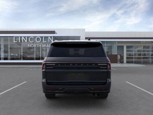 2025 Lincoln Navigator L Reserve