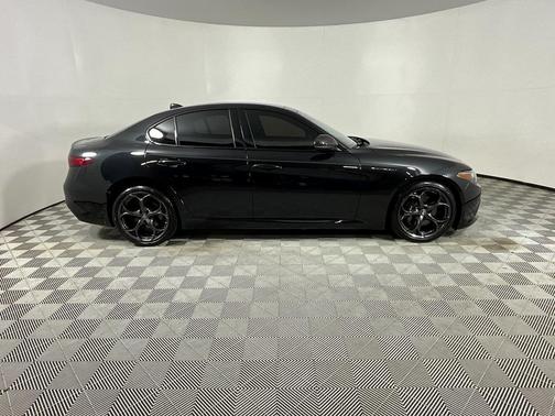 2023 Alfa Romeo Giulia Ti