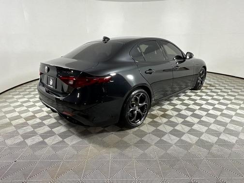 2023 Alfa Romeo Giulia Ti