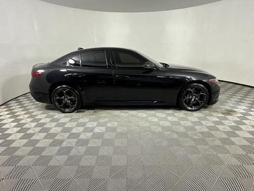 2023 Alfa Romeo Giulia Ti