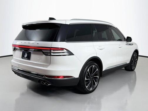 Pristine White 2026 Lincoln Aviator Reserve AWD