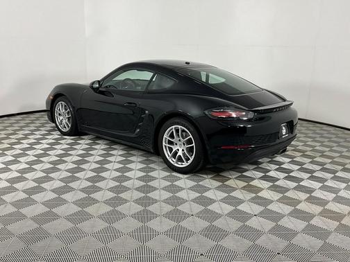 2024 Porsche 718 Cayman Base