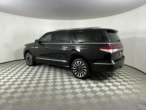 2024 Lincoln Navigator L Black Label