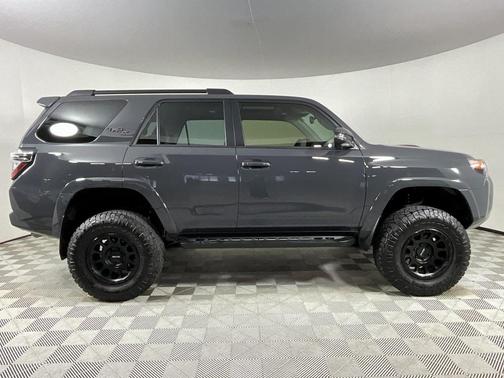 2024 Toyota 4Runner TRD Off Road Premium