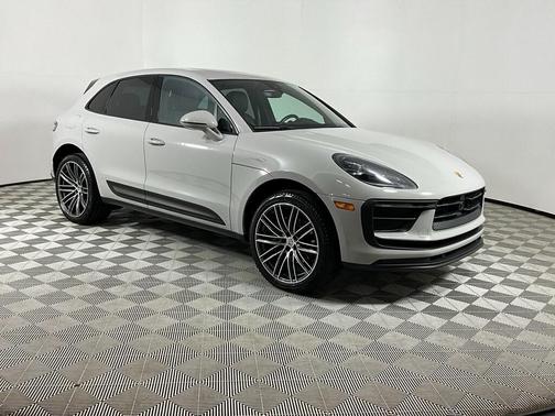2023 Porsche Macan T