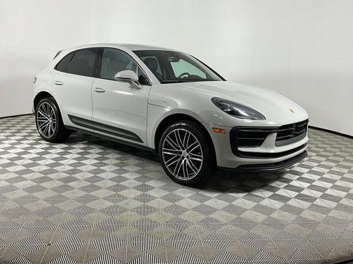 2023 Porsche Macan T