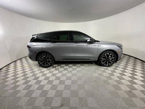 Gray Metallic 2025 Lincoln Nautilus Reserve