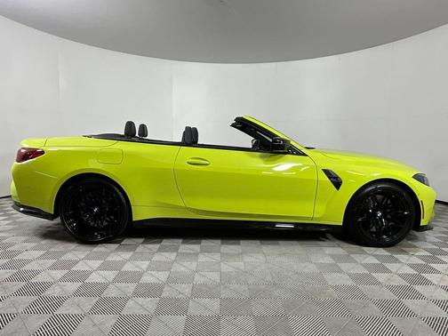 Sao Paulo Yellow 2025 BMW M4 Competition xDrive