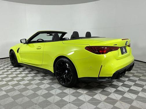 Sao Paulo Yellow 2025 BMW M4 Competition xDrive